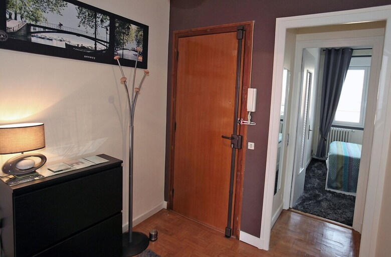 Apartamentos 1 Bedroom With Elevator In Downtown Annecy
