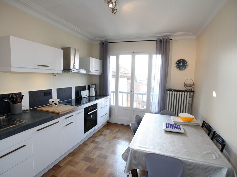 Apartamentos 1 Bedroom With Elevator In Downtown Annecy