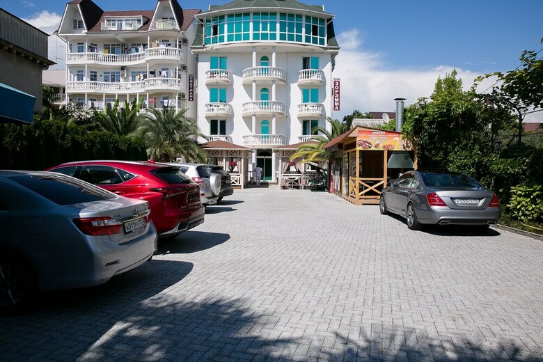 Hotel Zoremma