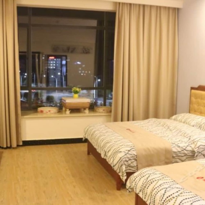 Happy Journey Hotel