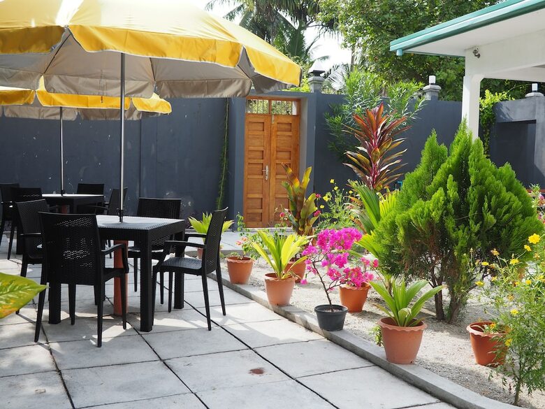 Hotel Equator Homestay