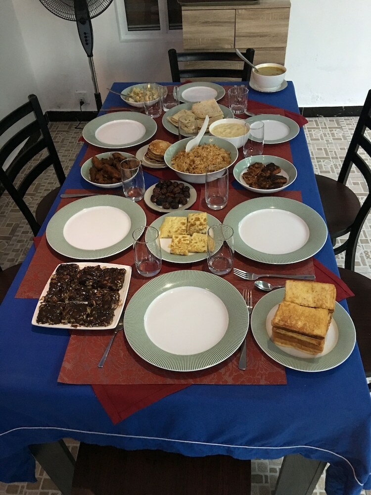Hotel Equator Homestay