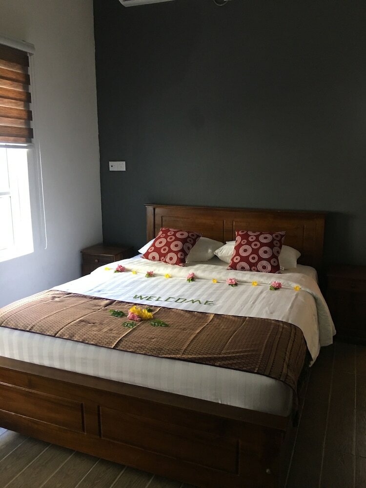 Hotel Equator Homestay