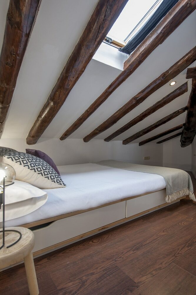 Apartamentos �tico Plaza Mayor