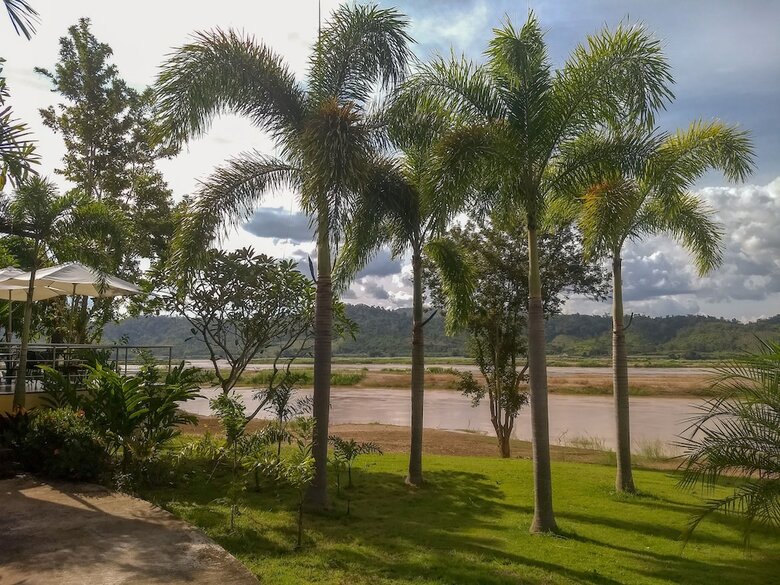 Hotel Mekong Riverside Resort & Camping