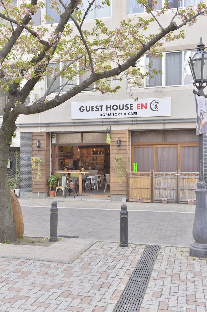 Hotel Guest House En