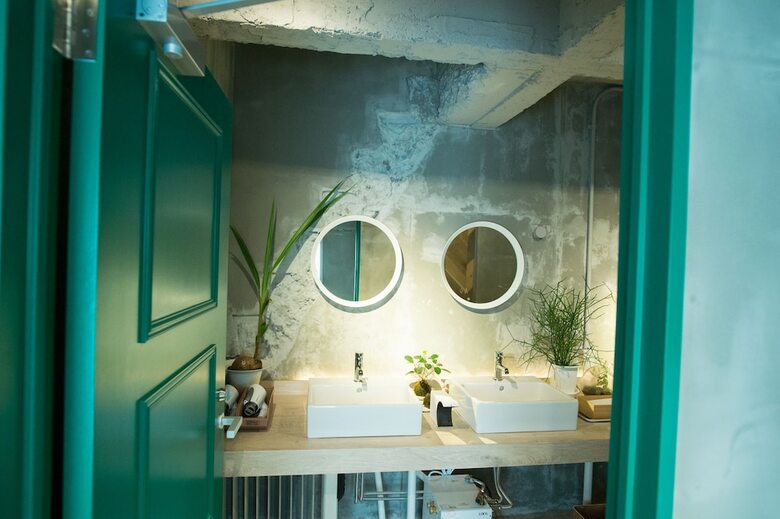 Hostal Shin Terrace & Hostel Kyoto