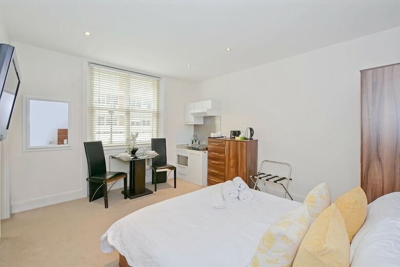 Apartamentos Lbs Victoria