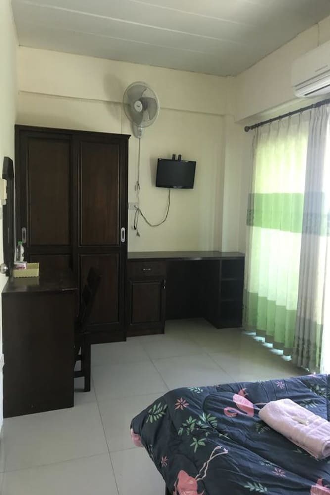Hotel Minta House