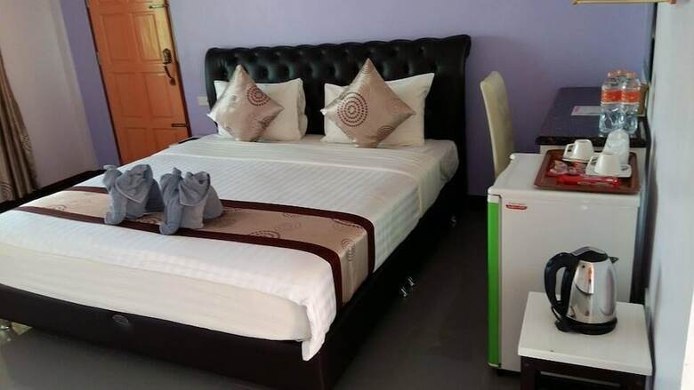Hotel Naris Phuview Resort