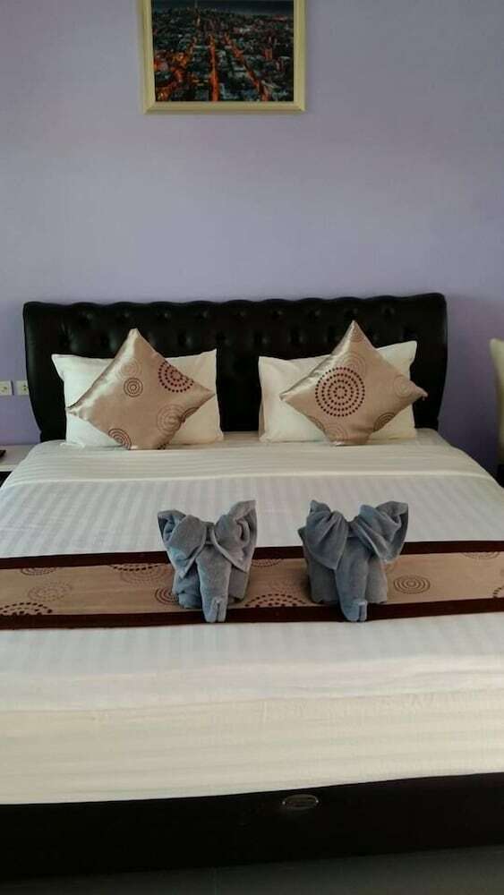 Hotel Naris Phuview Resort