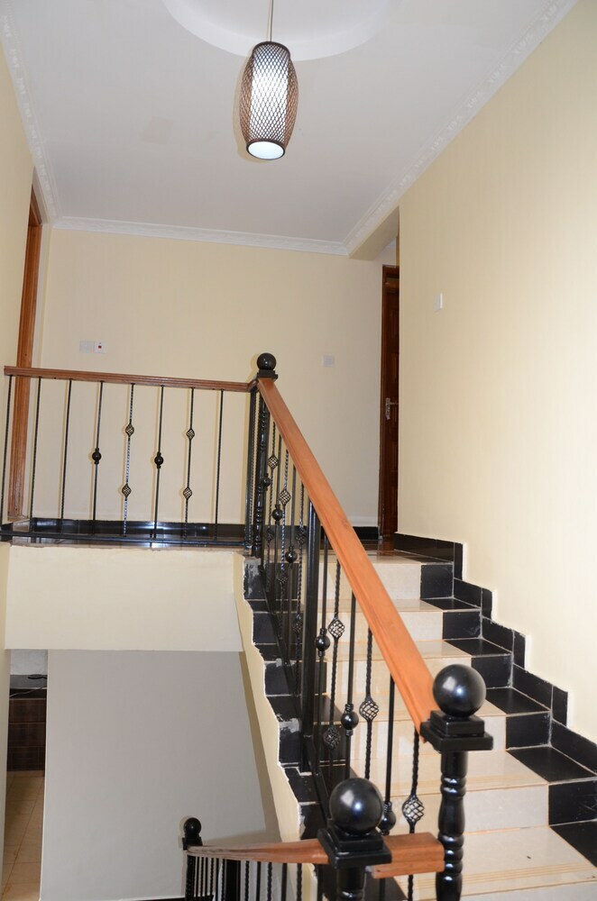 Hotel Chestnut Homes Kenya