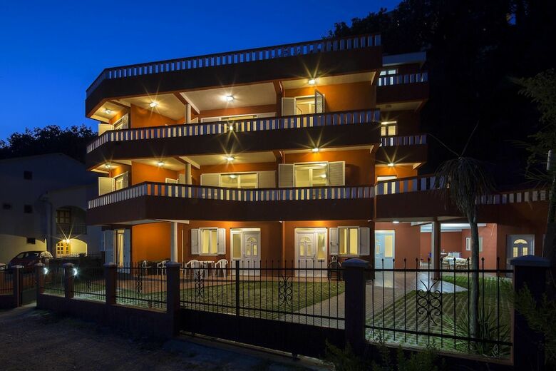 Hotel Guest House Horizont