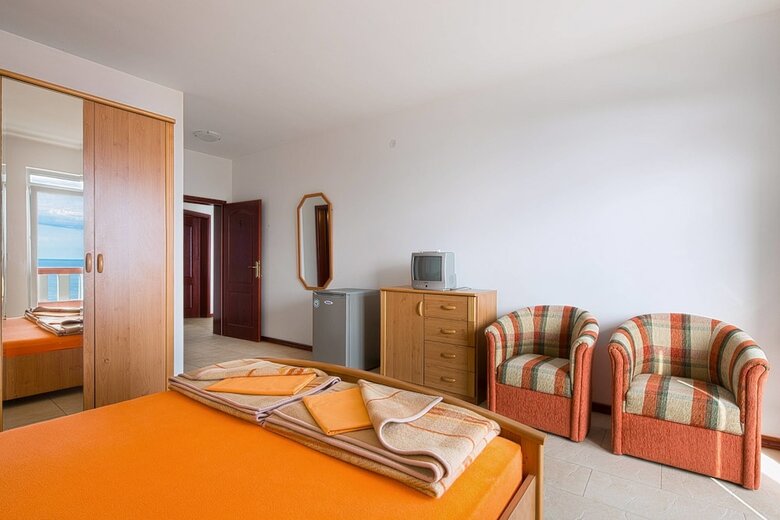 Hotel Guest House Horizont