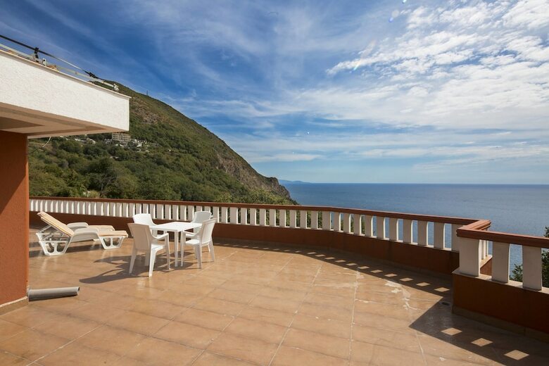 Hotel Guest House Horizont