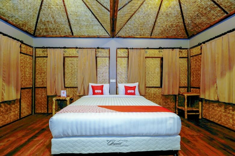 Oyo 1835 Surya Mandalika Hotel