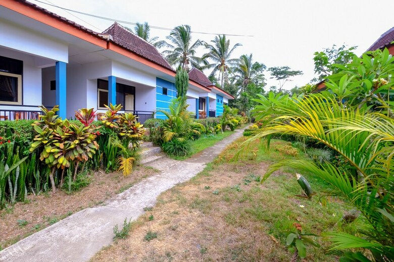 Oyo 1835 Surya Mandalika Hotel