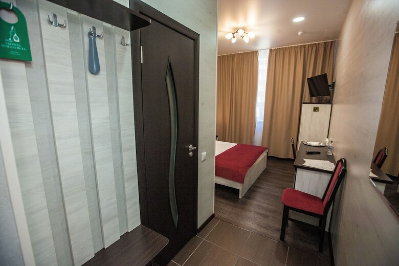 Fox Hotel
