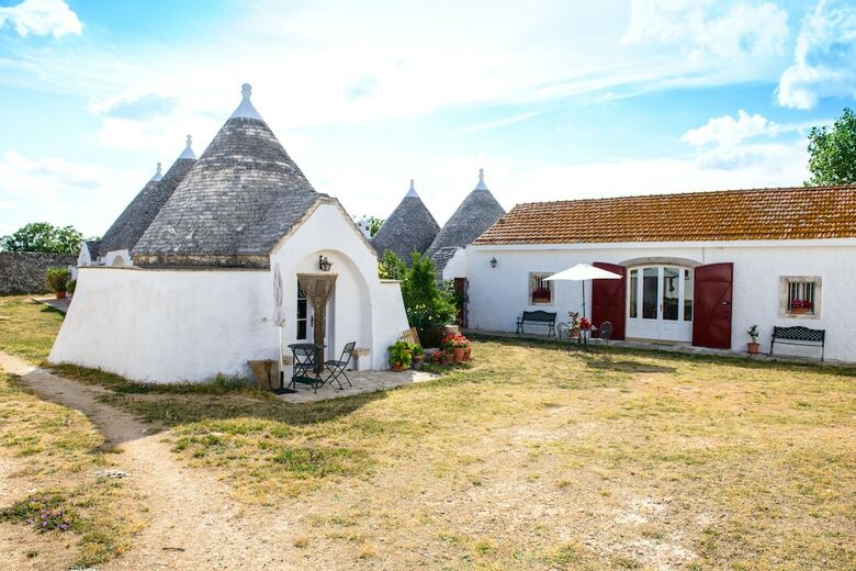 Bed & Breakfast Masseria Pozzo Tre Pile - Romantic Trullo