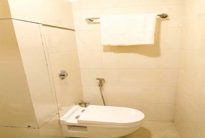 Carlton Hotel