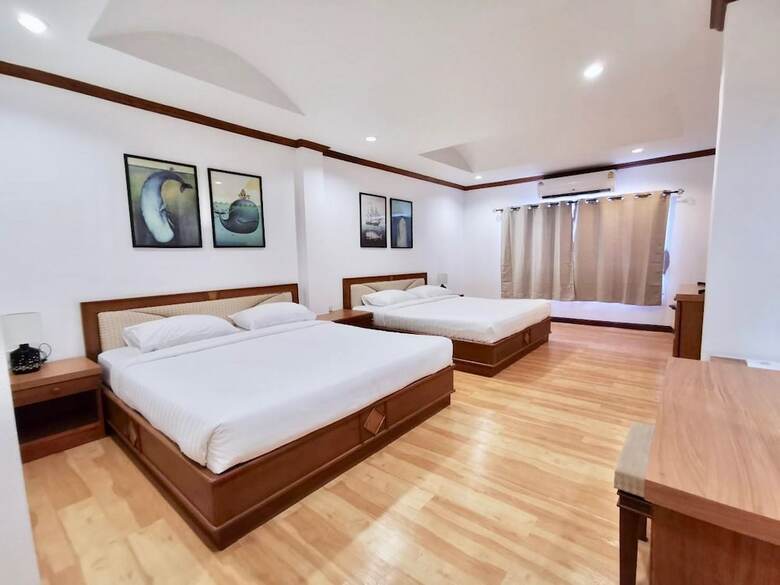 Chaleelay Hotel
