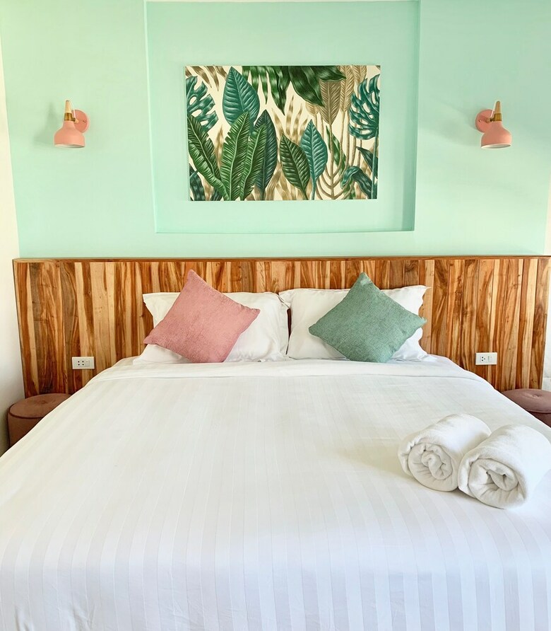 Chaleelay Hotel