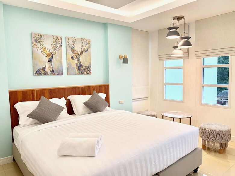 Chaleelay Hotel