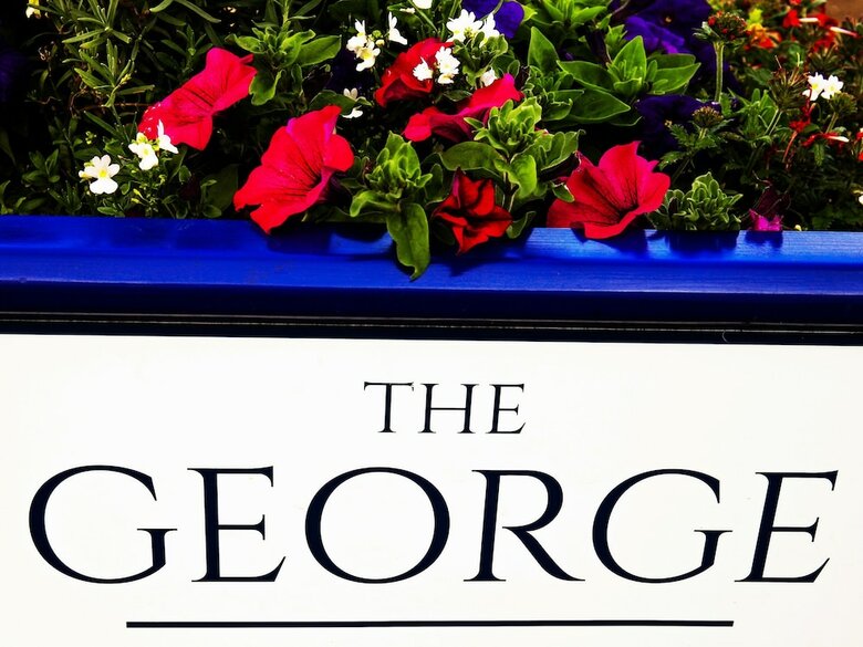 Posada The George