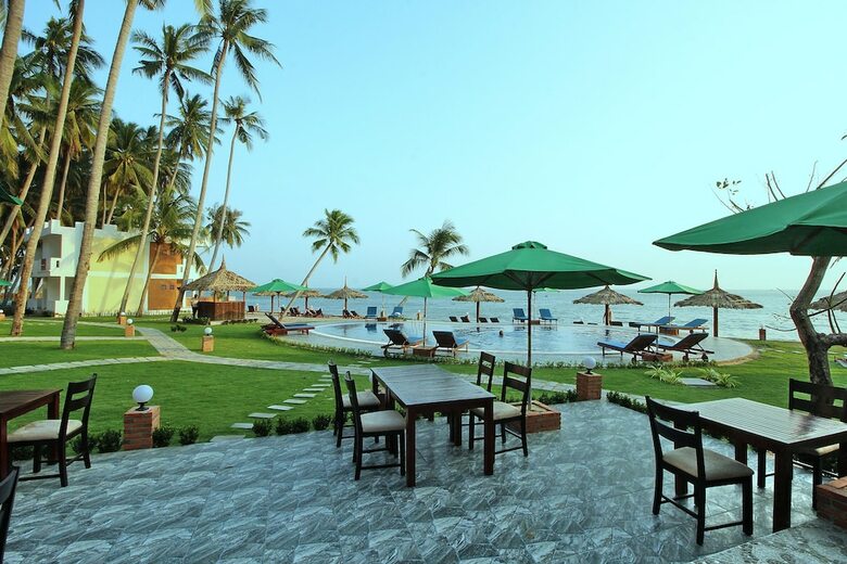 Hotel Ocean Place Mui Ne Resort