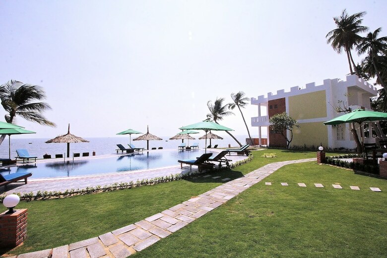 Hotel Ocean Place Mui Ne Resort