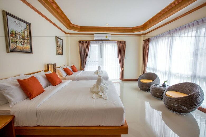 Hotel Phurua Inn