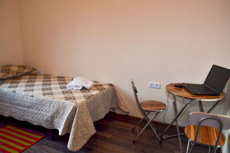 Hostal Apri Hostel