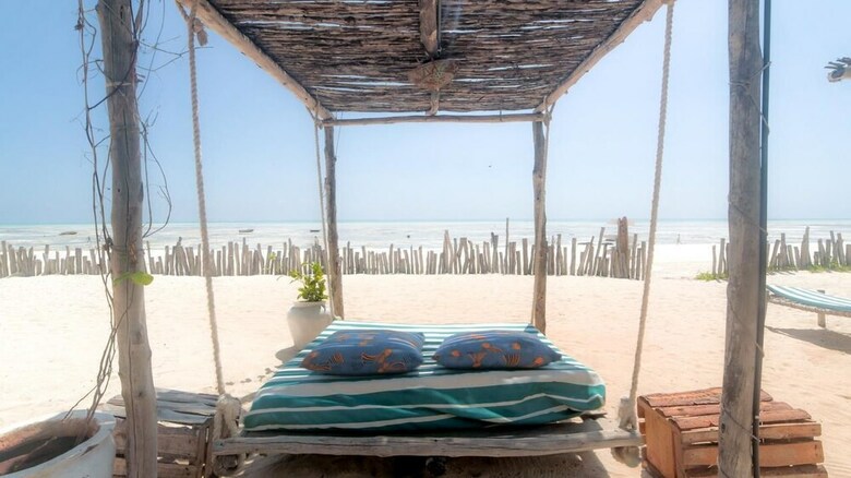 Uhuru Beach Hotel