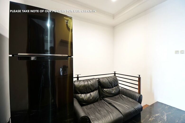 Hotel Zen Rooms Radio Dalam