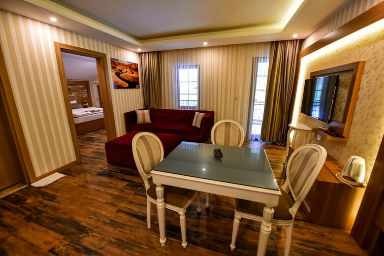Hotel Serah Residence