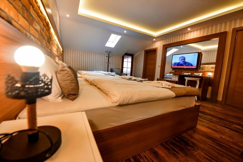 Hotel Serah Residence
