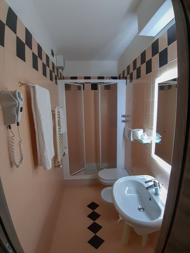 Hotel Garn� Villa Fontana