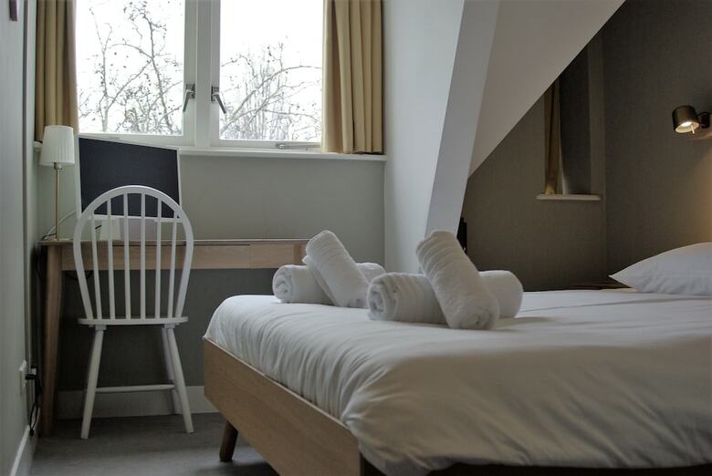 Hotel Light