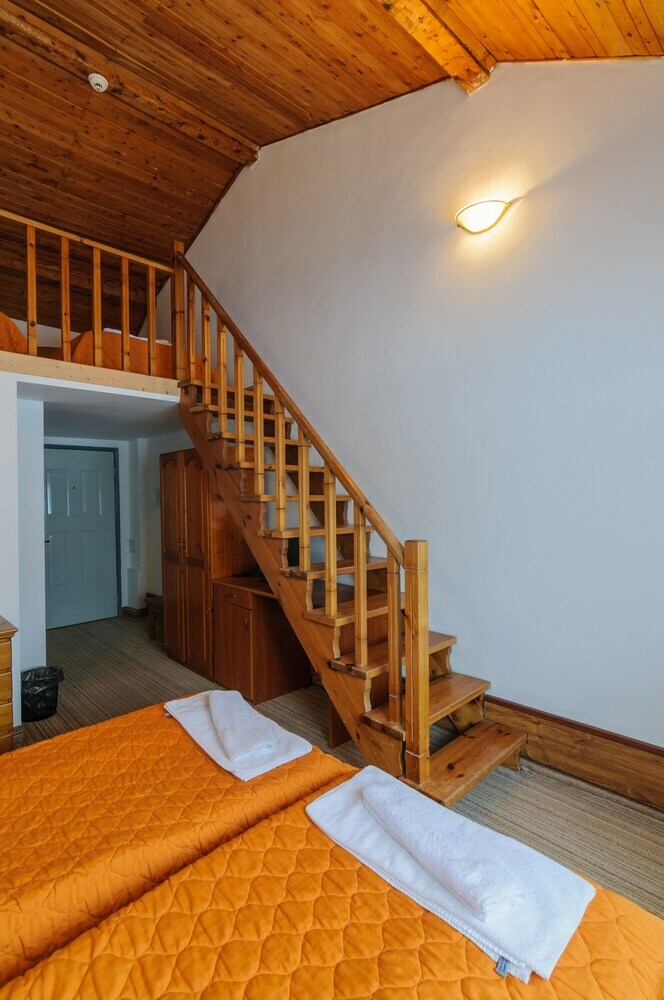 Chateau Vaptzarov Hotel