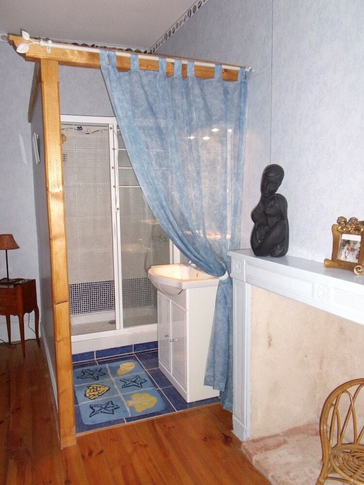 House With 4 Bedrooms In Marcellus, With Enclosed Garden And Wifi