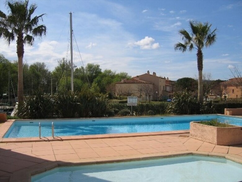 Apartment With One Bedroom In Cogolin, With Pool Access, Enclosed Garden And Wifi