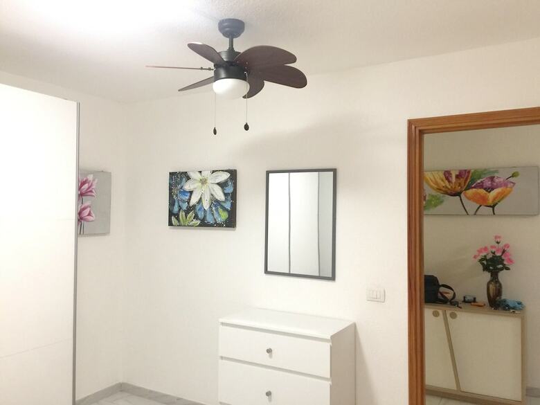 Apartment With One Bedroom In Arona, With Wifi - 500 M From The Beach