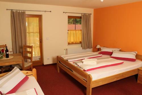 Hostal Pension Ferienhof Fischer