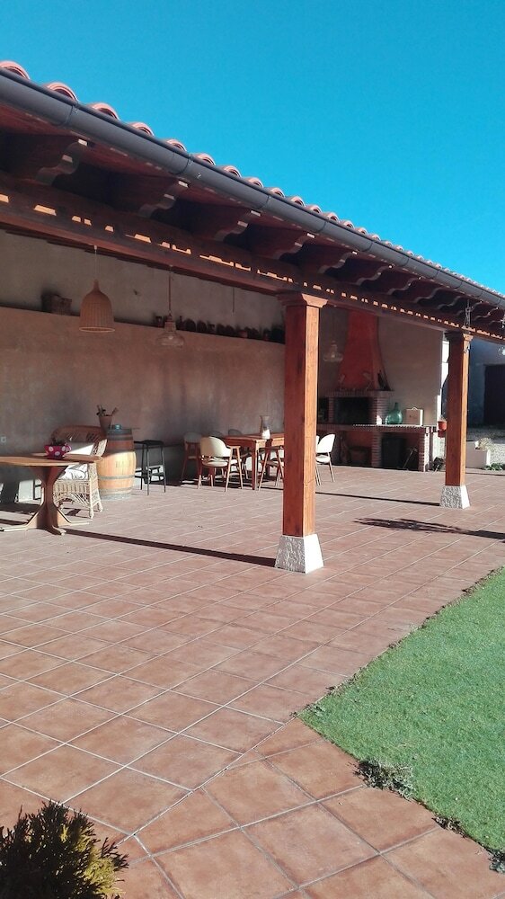 House With 3 Bedrooms In Peral de Arlanza, With Enclosed Garden