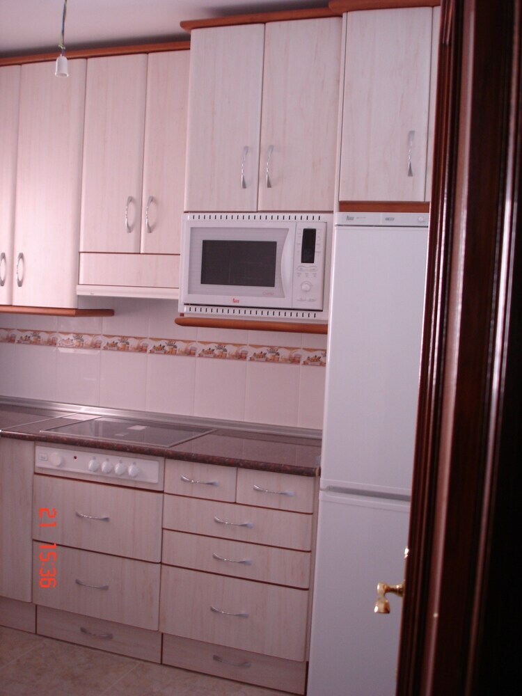Apartamentos House With 4 Bedrooms In Aldea Real, With Terrace