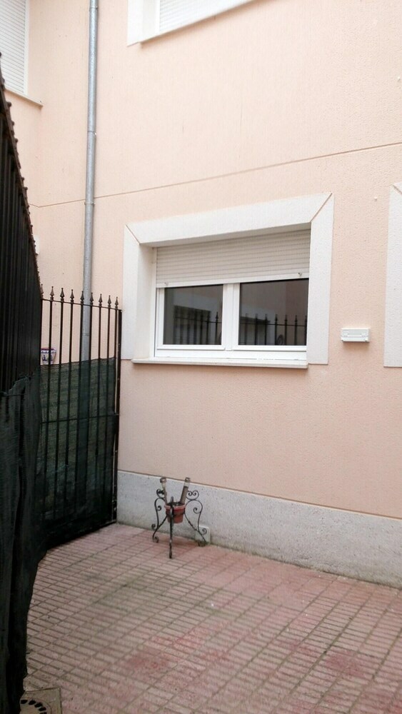 Apartamentos House With 4 Bedrooms In Aldea Real, With Terrace