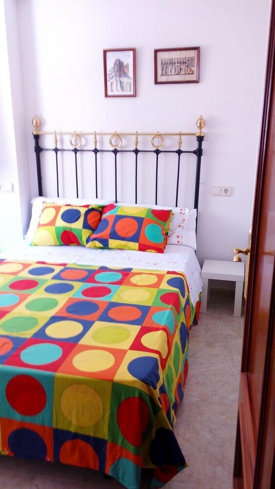 Apartamentos House With 4 Bedrooms In Aldea Real, With Terrace