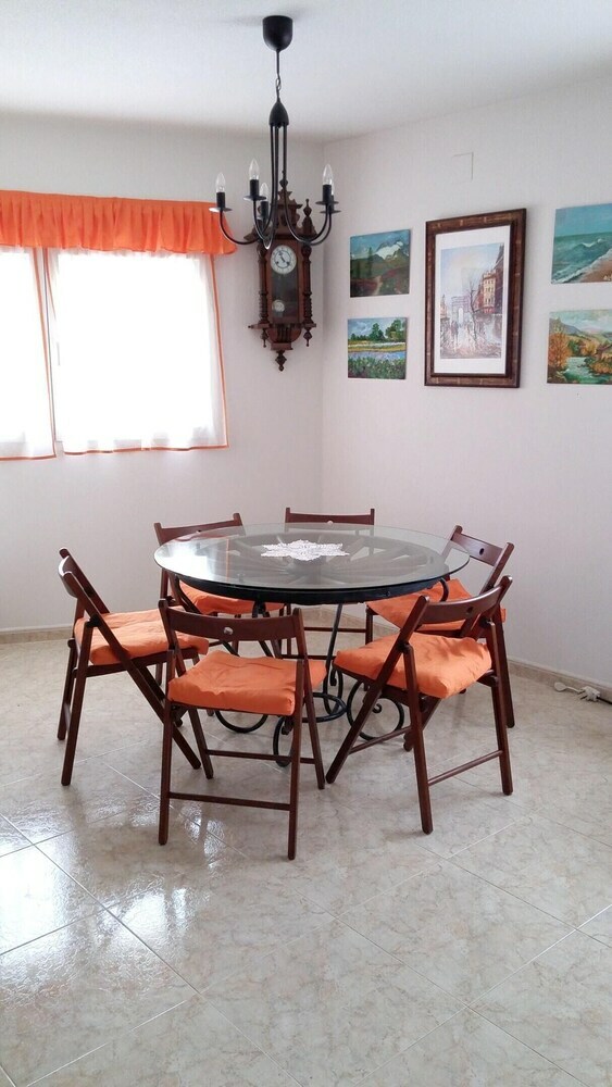 Apartamentos House With 4 Bedrooms In Aldea Real, With Terrace