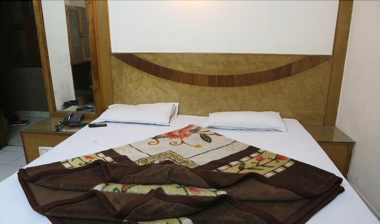 Hotel Delhi Regency