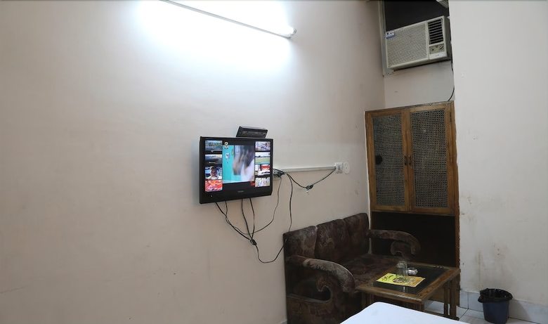 Hotel Delhi Regency